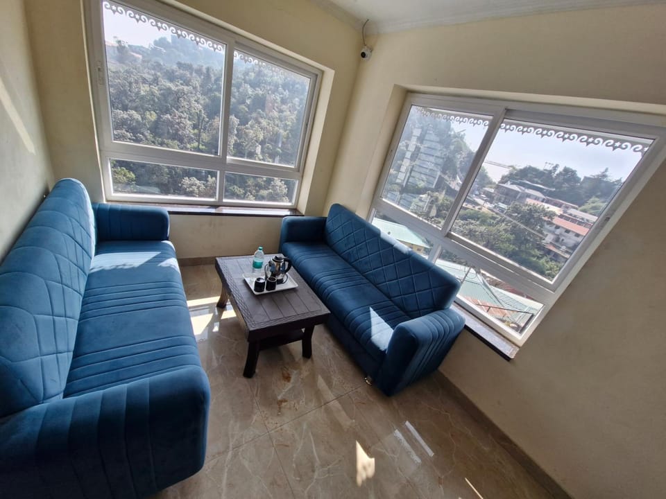 Pinnacle Vesta Homestay Hotel in Uttarakhand