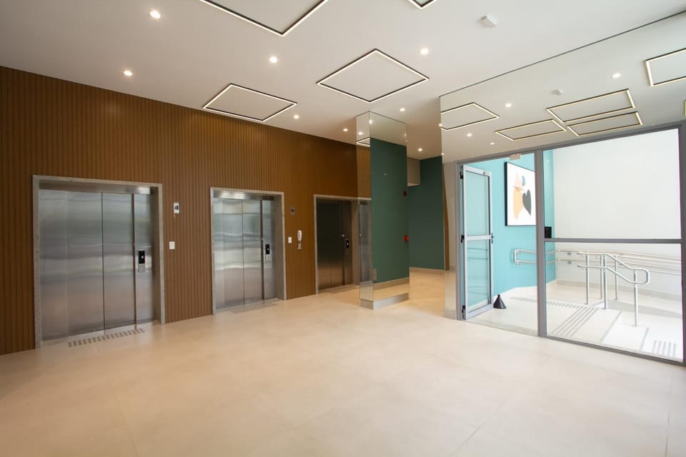 Nex One Ibirapuera 1 dormitório prox ao metrô Apartment in Sao Paulo City