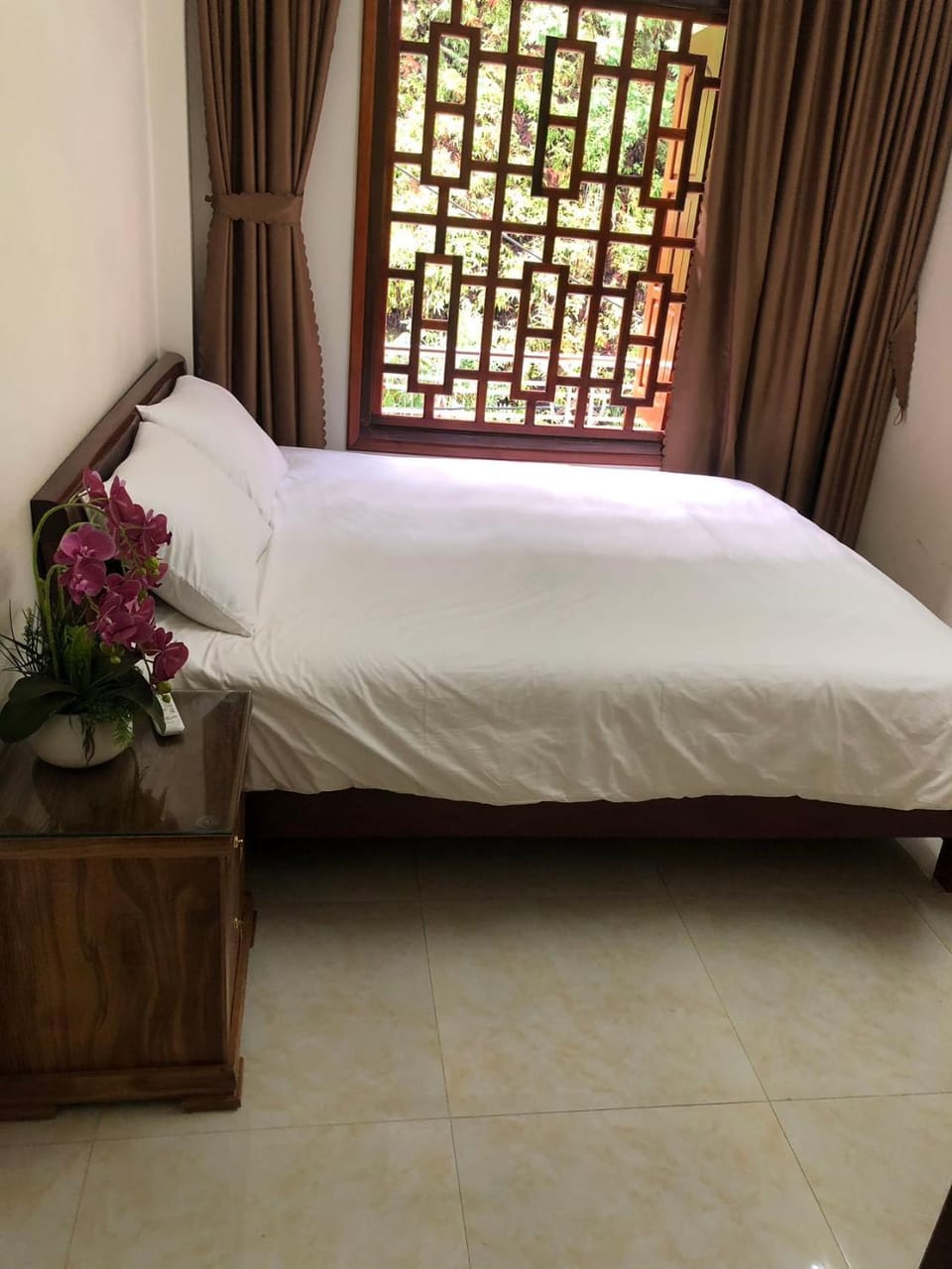 Holly's Hostel Ha Giang B&B Bed and Breakfast in Vietnam