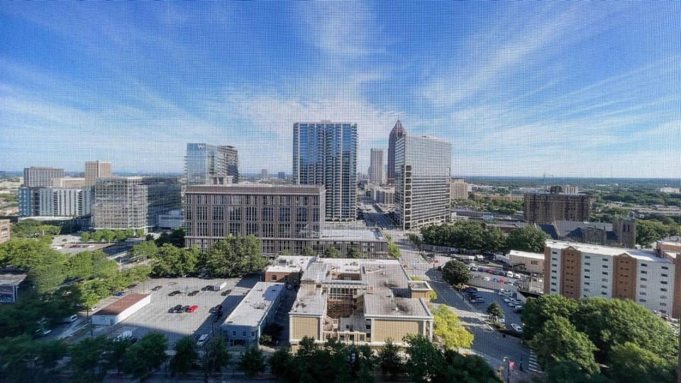 "peachtree Perch" Dtown Condo W Balcony, Sleeps 4 House in Atlanta
