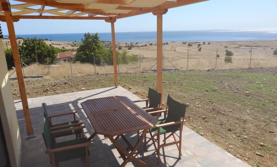 View (from property/room), Balcony/Terrace, Sea view