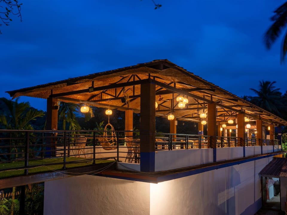 Property building, Communal lounge/ TV room, Night, View (from property/room), Balcony/Terrace