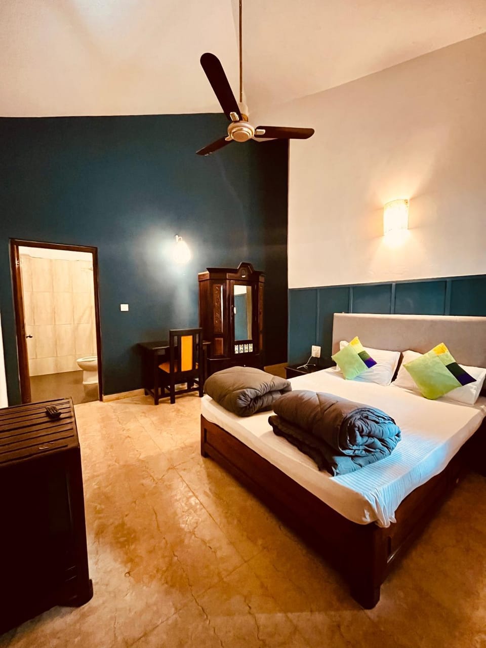 Photo of the whole room