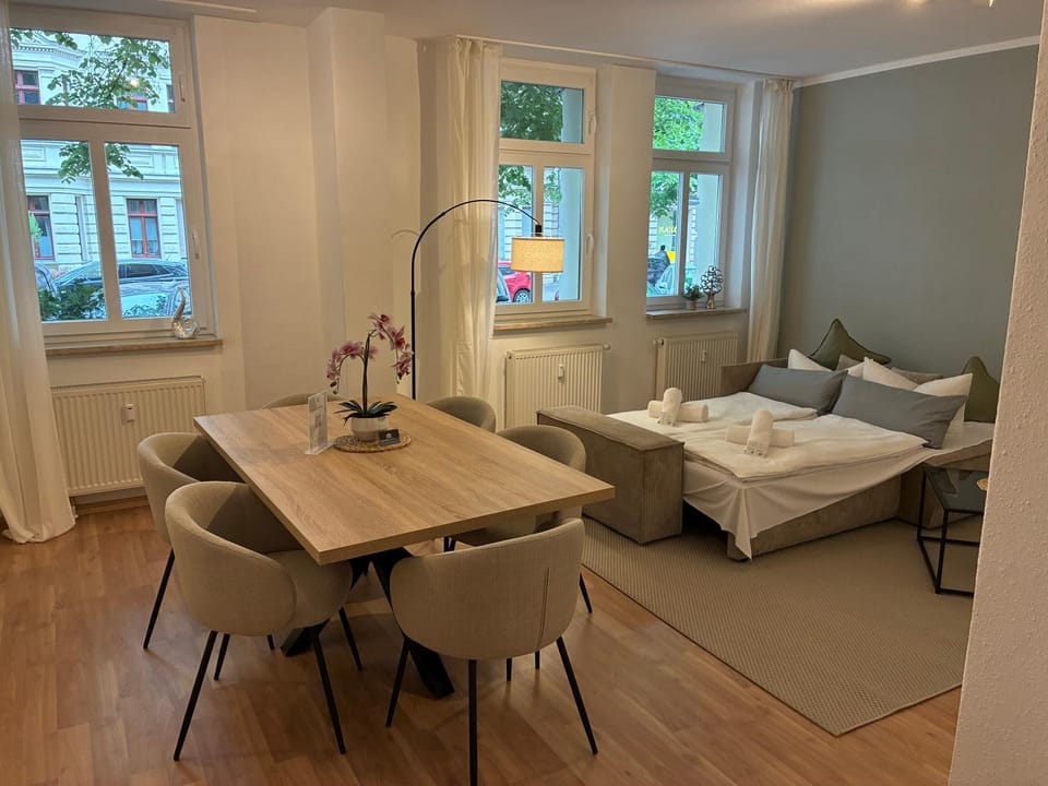 RR - Comfortable Apartment 60 qm - Central - WIFI Apartment in Magdeburg