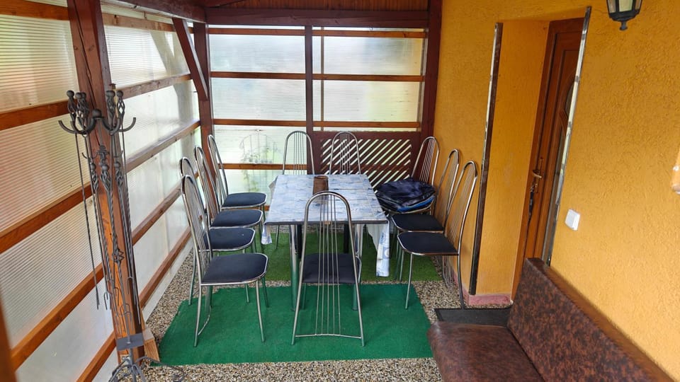 Balcony/Terrace, Seating area