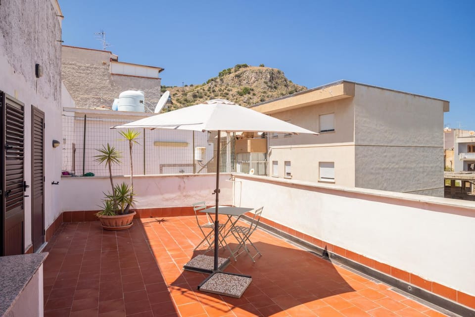 Balcony/Terrace, Balcony/Terrace