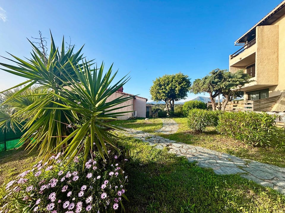 Property building, Day, Natural landscape, Garden view