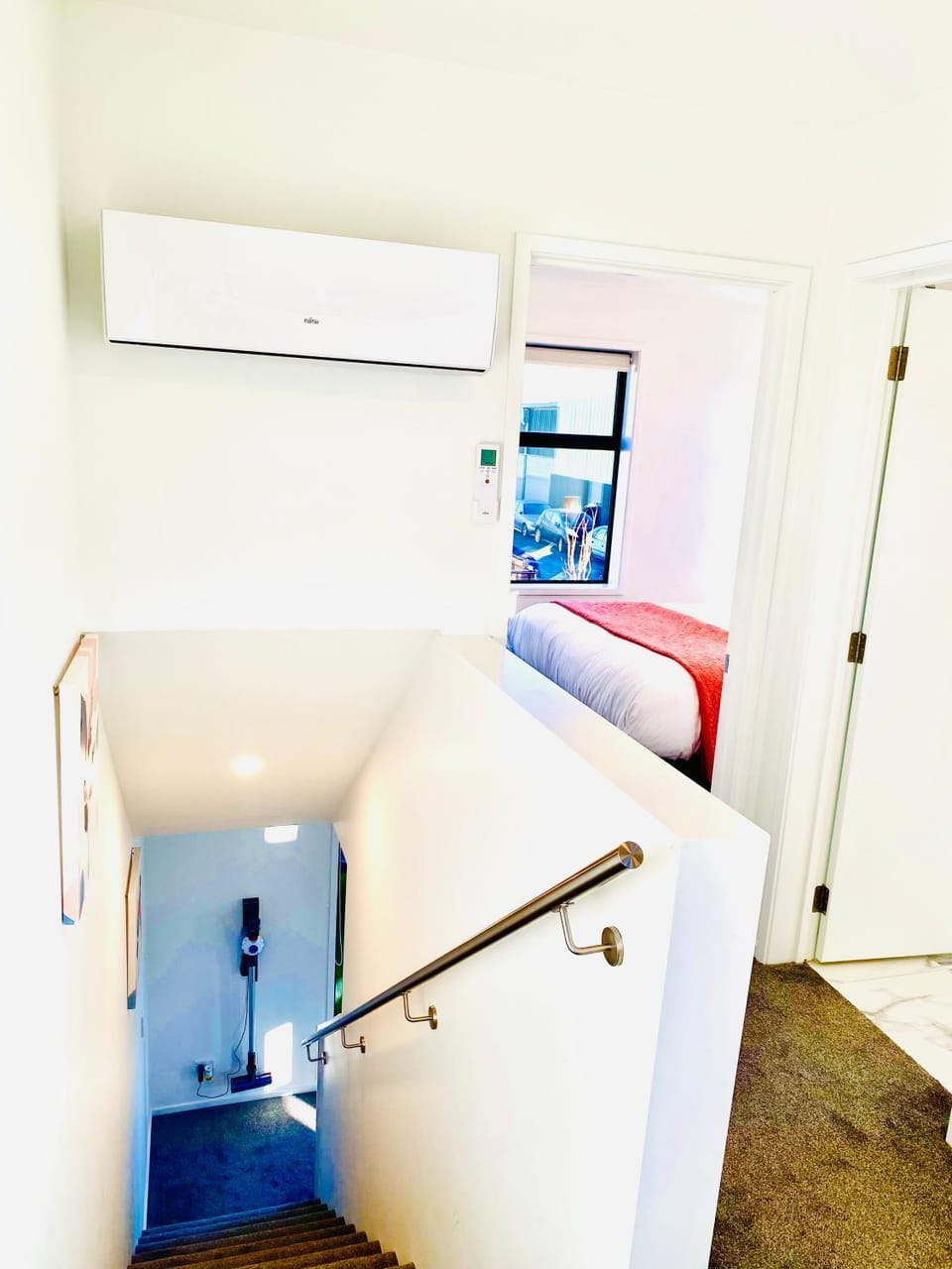 Walk to CHCH CBD modern townhouse 2 bed 2 baths Apartment in Christchurch