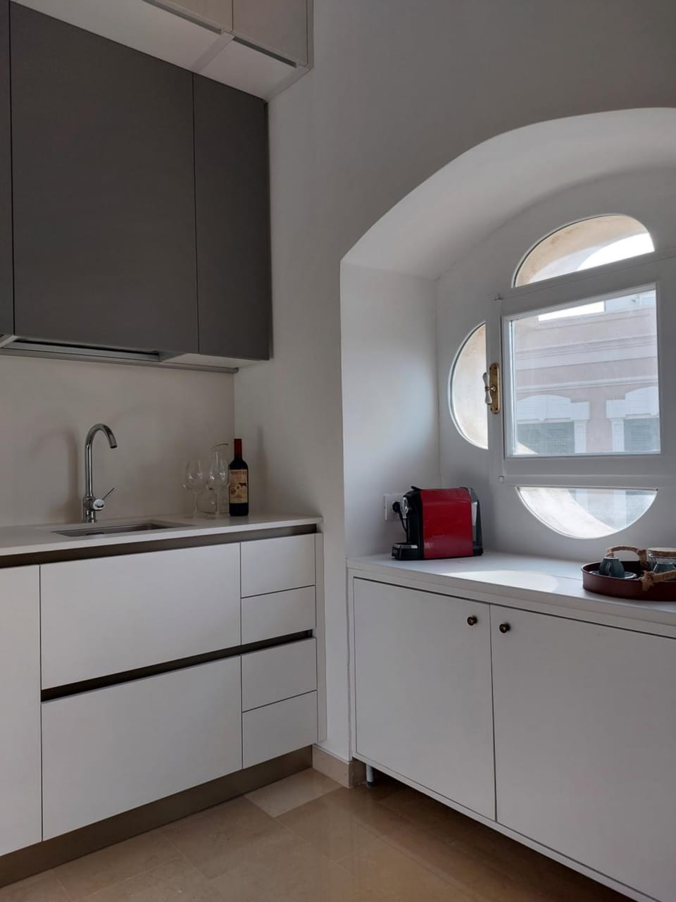 Coffee/tea facilities, Kitchen or kitchenette