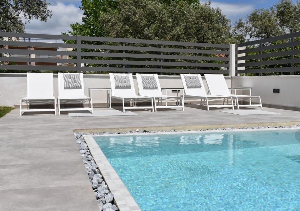 Property building, Swimming pool