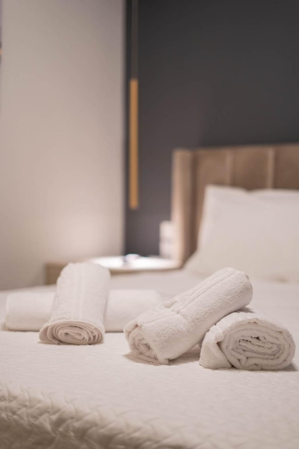 Bed, Photo of the whole room, Bedroom, towels
