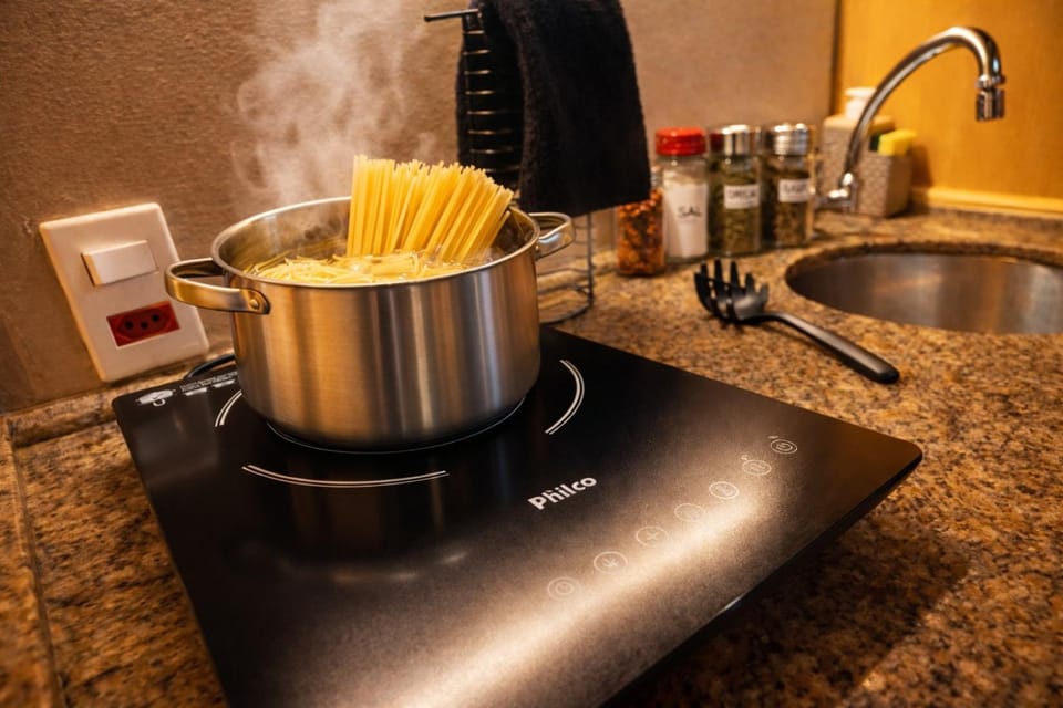 Kitchen or kitchenette, Food, stove