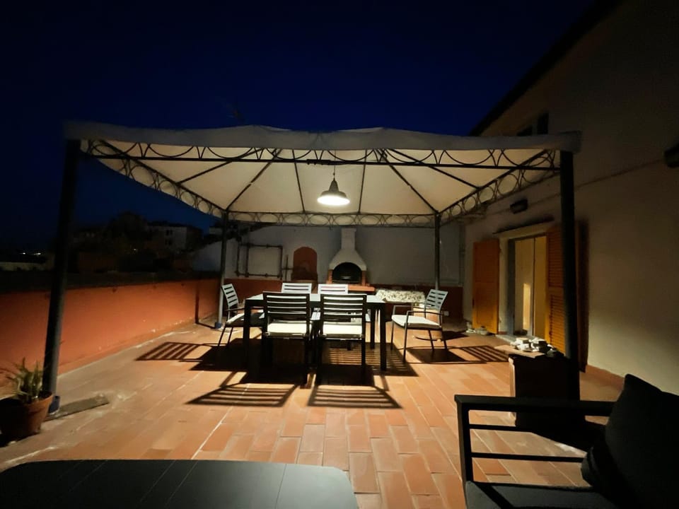 Night, Balcony/Terrace