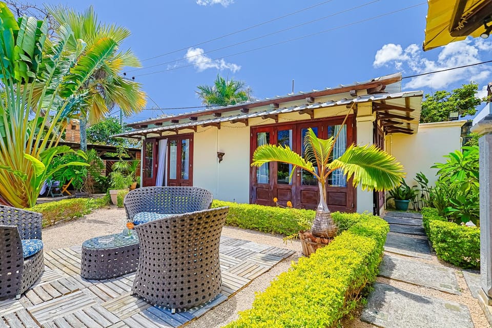 Property building, Garden, Garden view, Pool view