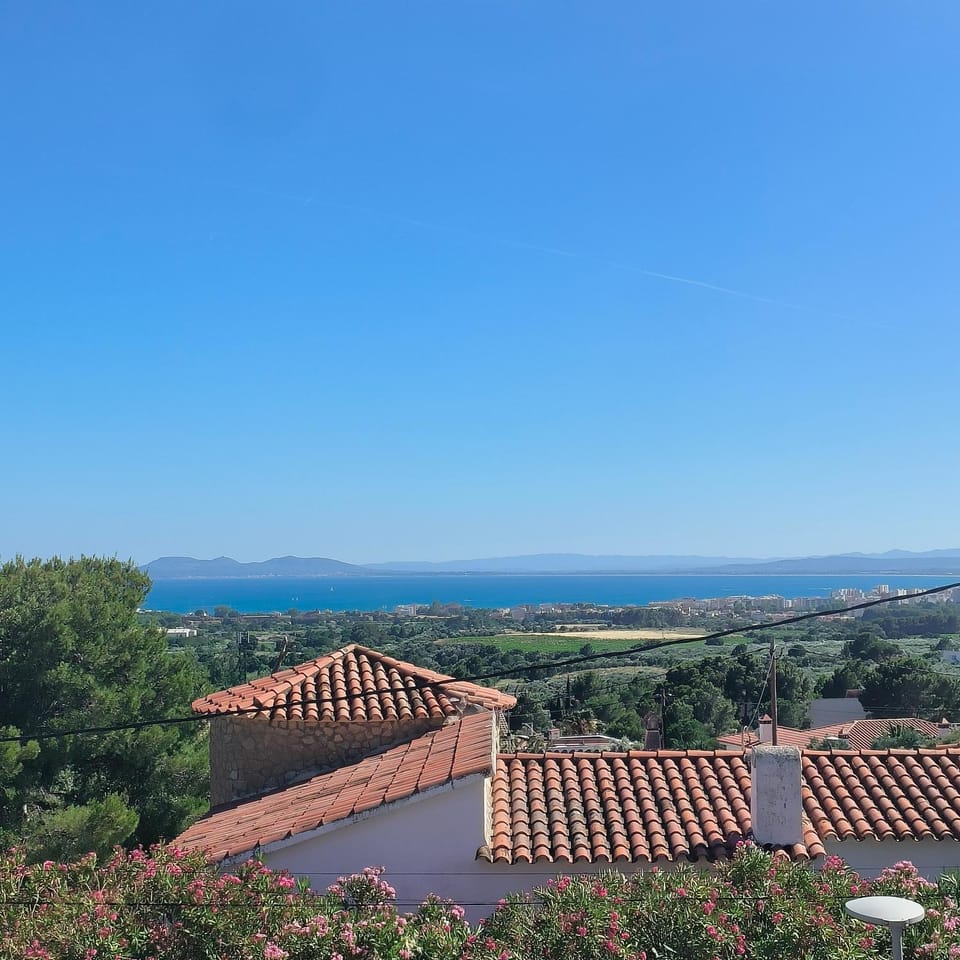 Villa Leo con vistas al mar y piscina privada Villa in Alt Empordà