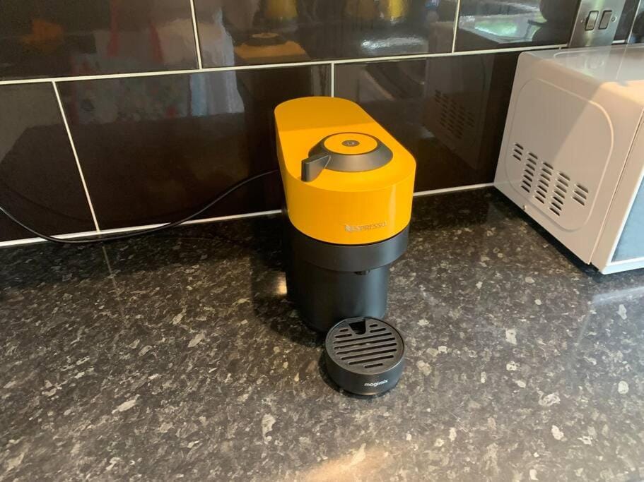 Cosy one bed flat free parking Apartment in Guildford