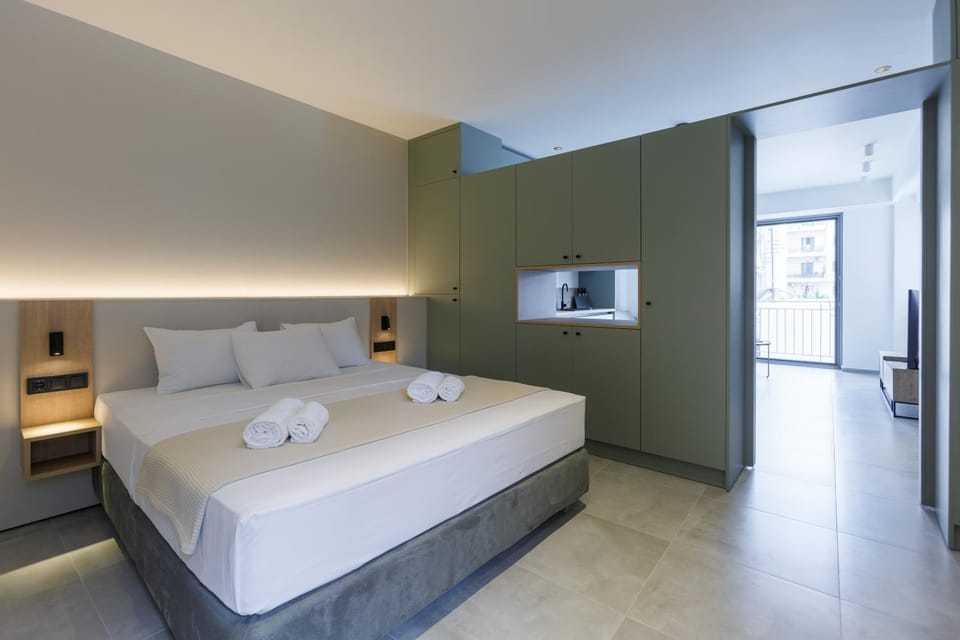 Bed, Bedroom, wardrobe