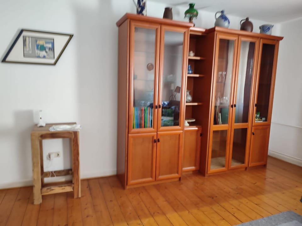 Living room, Photo of the whole room