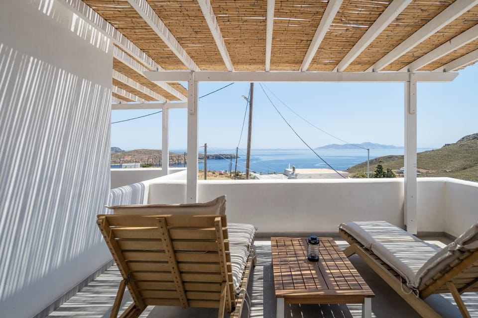 Day, Natural landscape, View (from property/room), Balcony/Terrace, Mountain view, Sea view