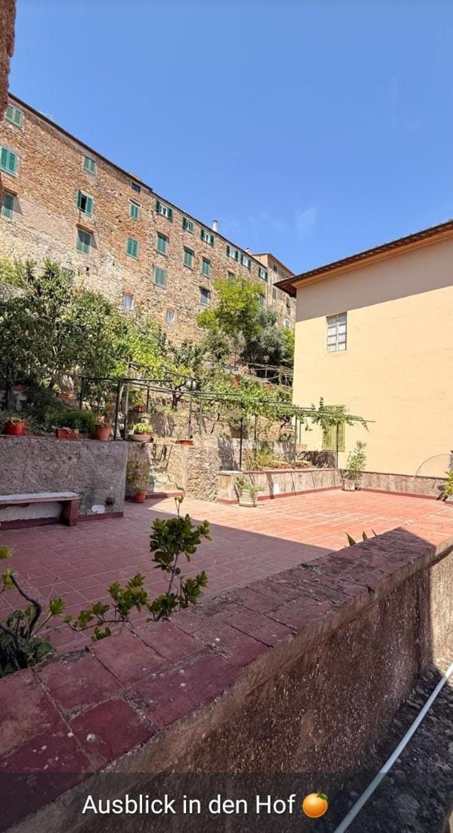 Al Tuffatore Etrusco House in Campiglia Marittima