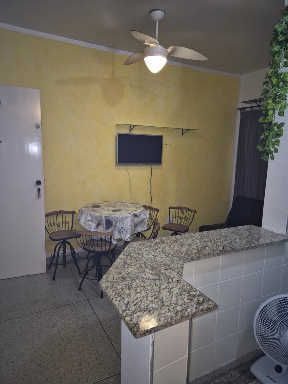TV and multimedia, Kitchen or kitchenette