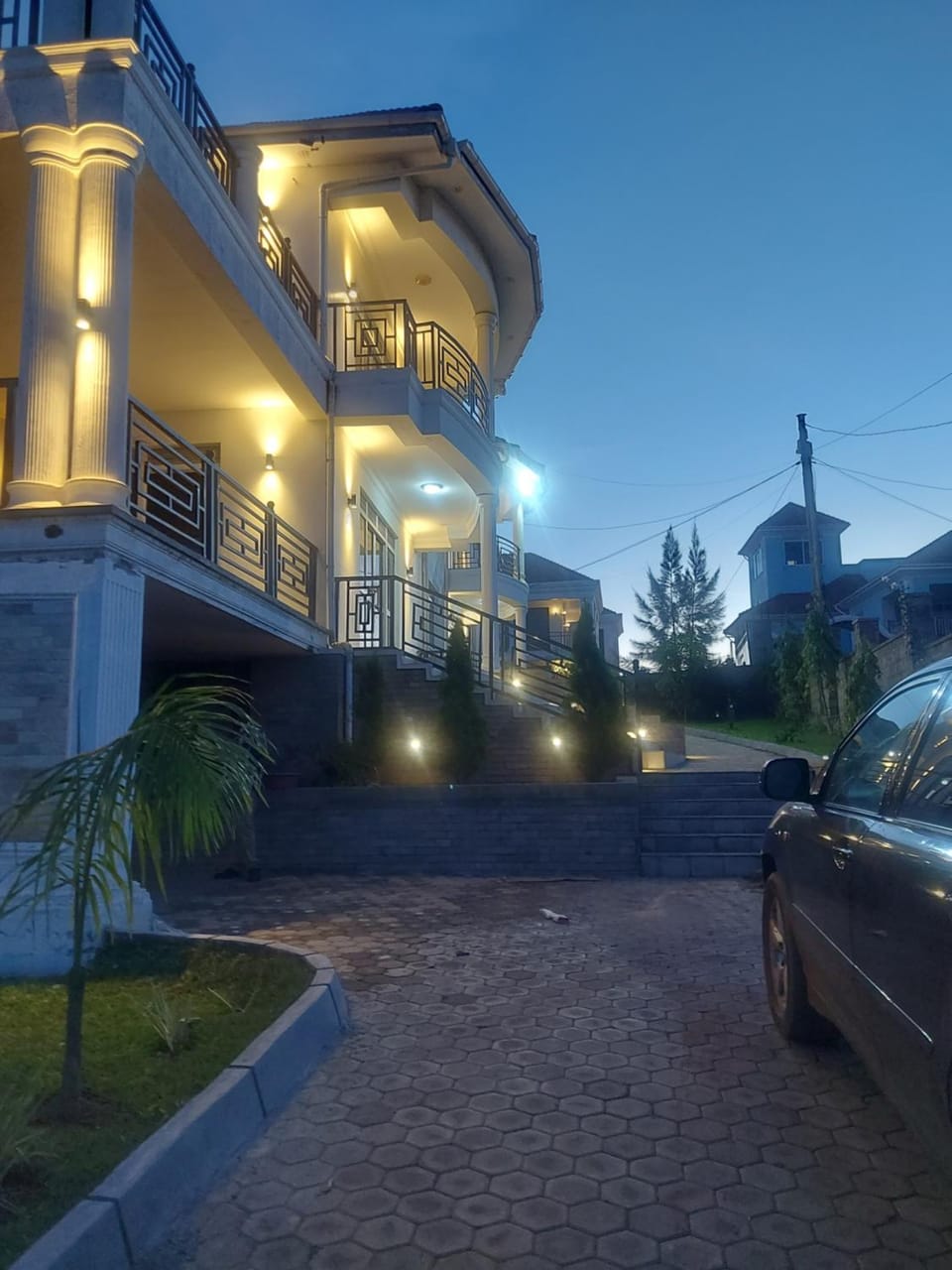 Freeve Suites Akright City Bwebajja Apartment in Uganda