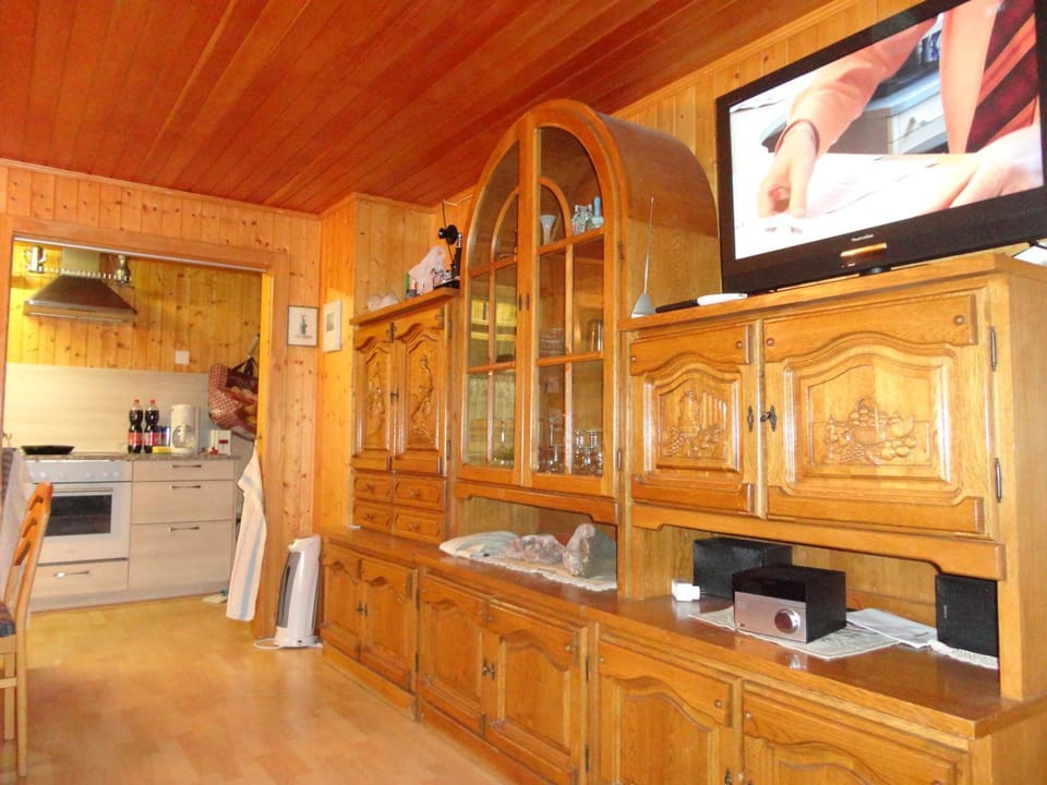 Kitchen or kitchenette, Living room, Decorative detail, Decorative detail