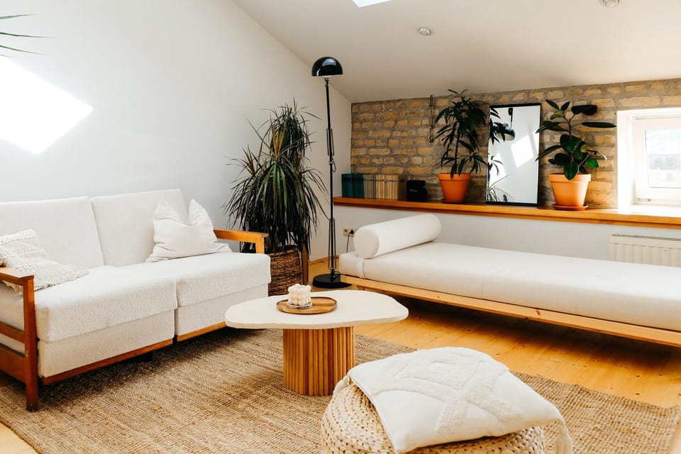 Living room, Photo of the whole room, Seating area
