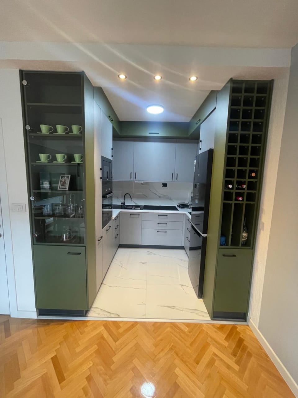 Kitchen or kitchenette