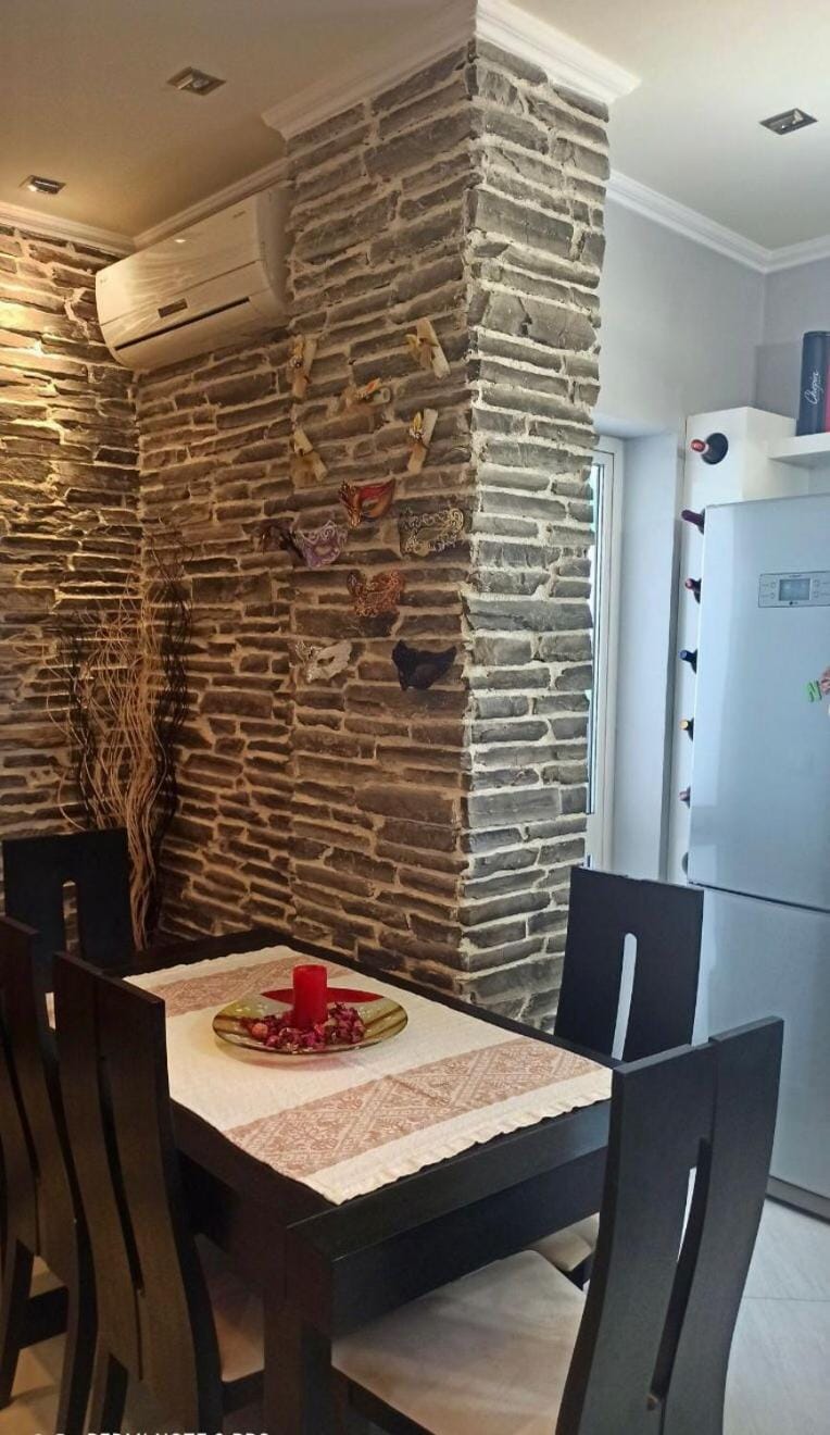 Mjolly Apartment Golem Apartment in Tirana County, Albania