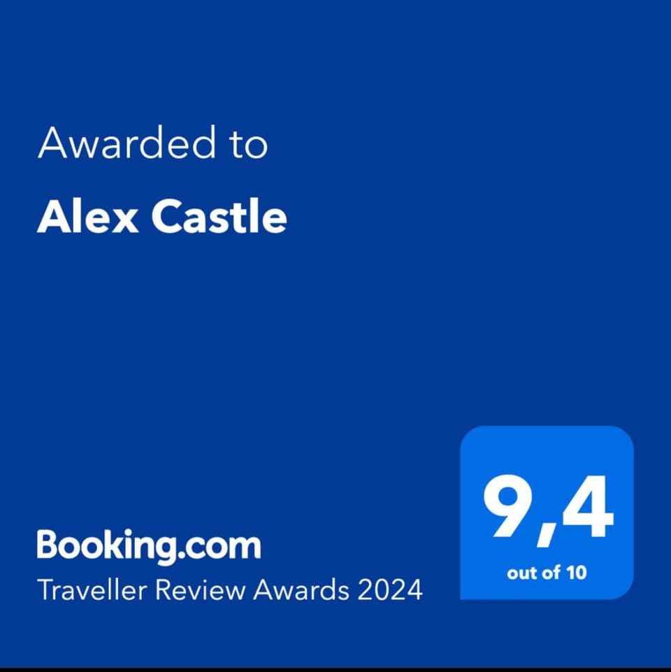 Historic Alex Castle Apartment Lake Como Apartment in Colico