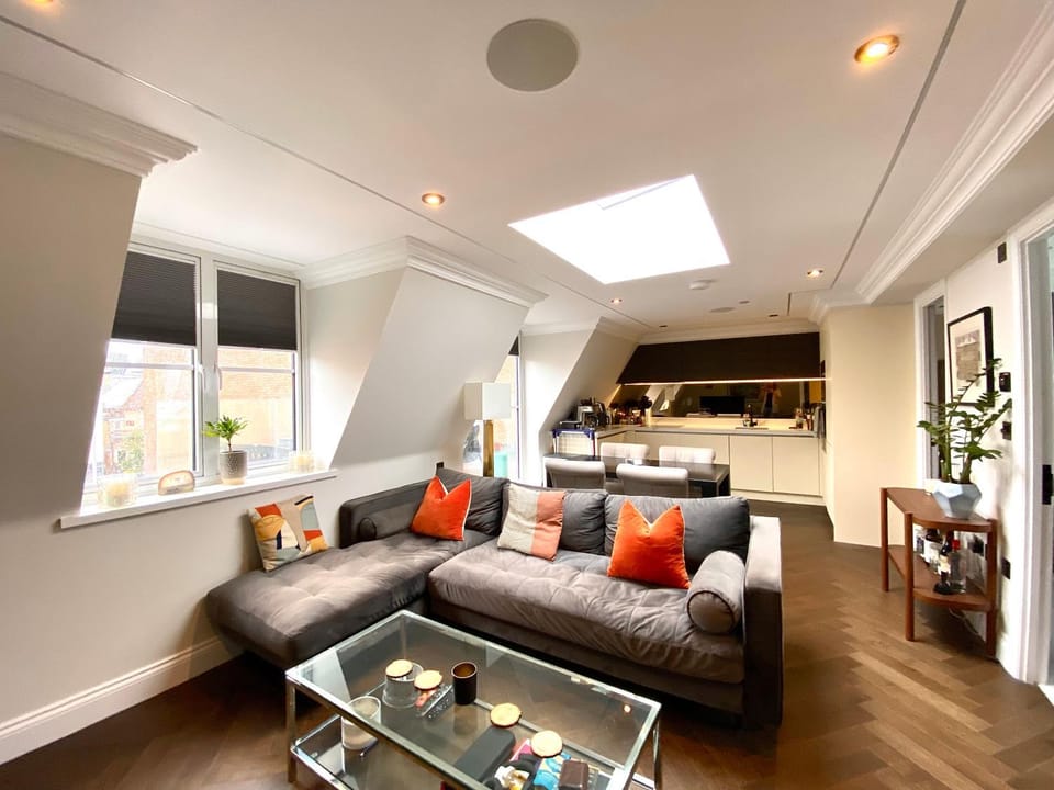 Kitchen or kitchenette, Living room, Dining area