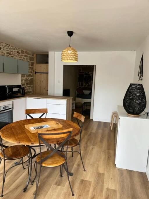 Appartement neuf 4pers, remparts Apartment in Brittany