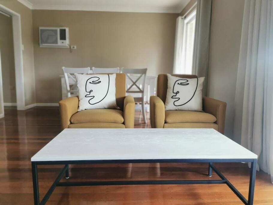 Home Plus TAREE CBD House in Taree