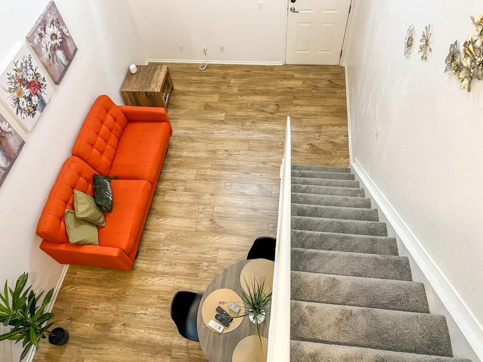 Charming 2nd Ave Lofts in Downtown San Diego with Parking Apartment in San Diego