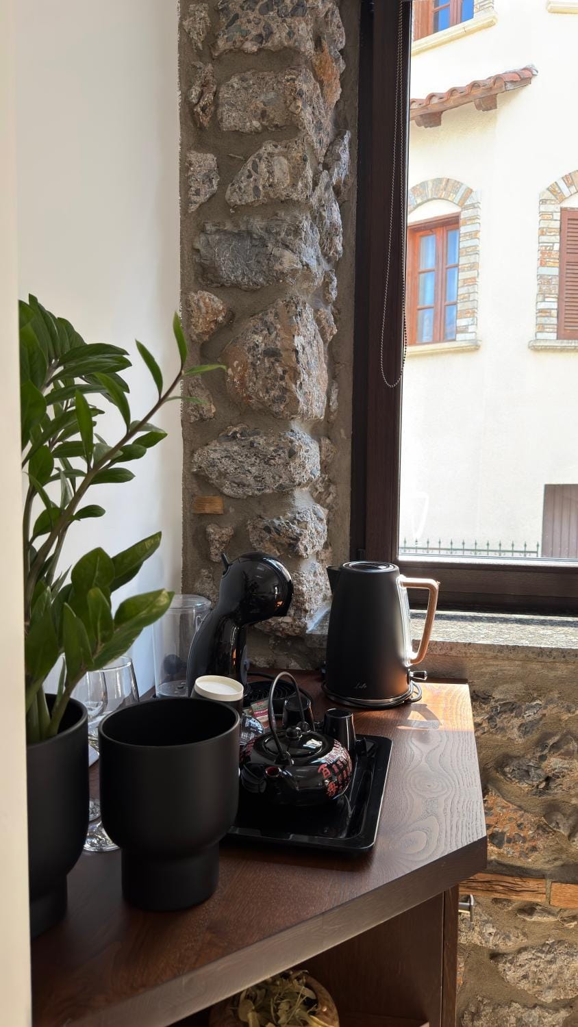 Coffee/tea facilities