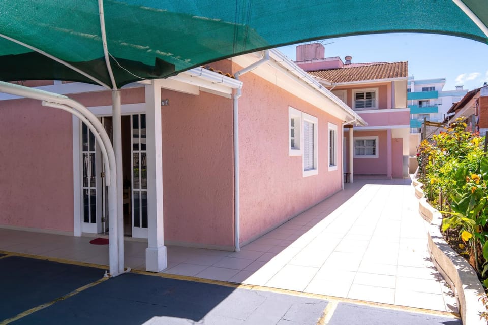 Residêncial Rosa Apartment hotel in Florianopolis