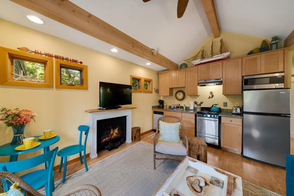 Lil Love Shack House in Manzanita