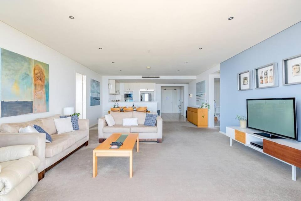 Southport Sea Views - Shores Apartment Apartment in Main Beach