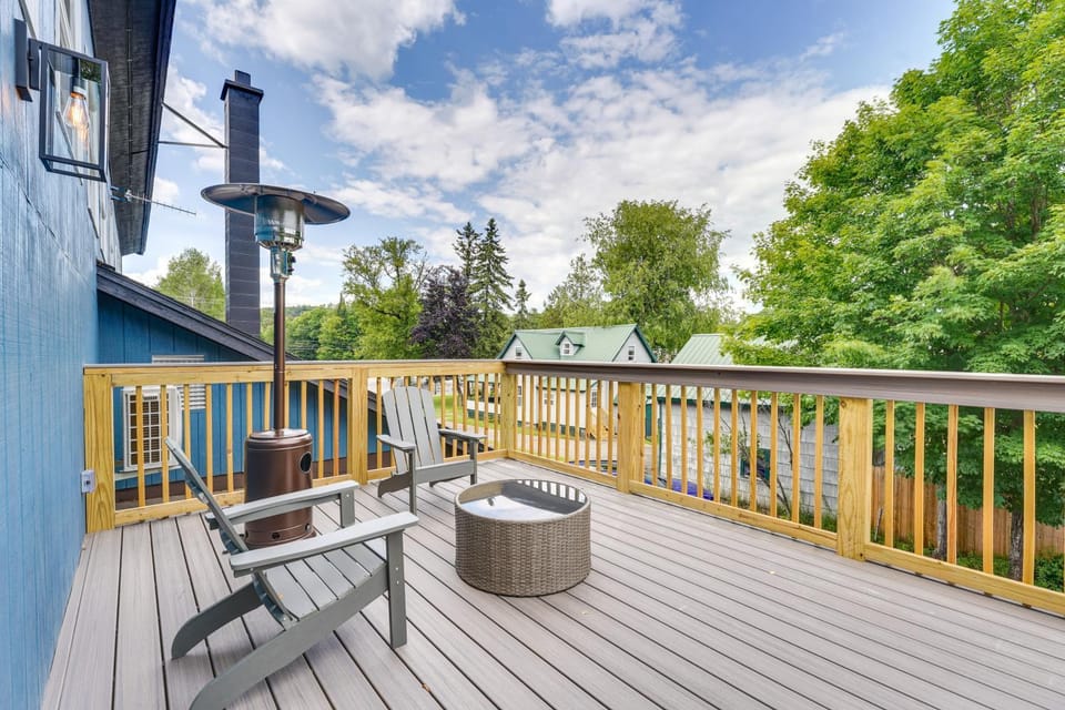 Old Forge Studio: Close to Lakes & Hiking Trails Apartment in Old Forge