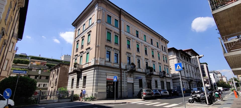 Property building, Neighbourhood, Street view, Location