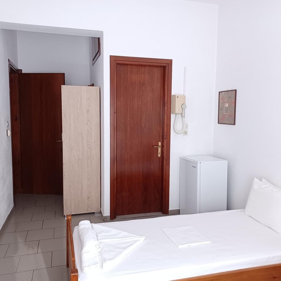 Atzanou Rooms Bed and Breakfast in Evros, Greece