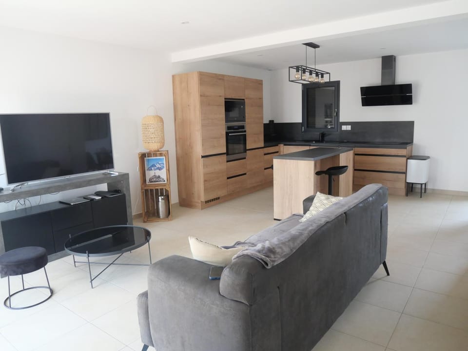 Maison pour 5 personnes House in Nimes
