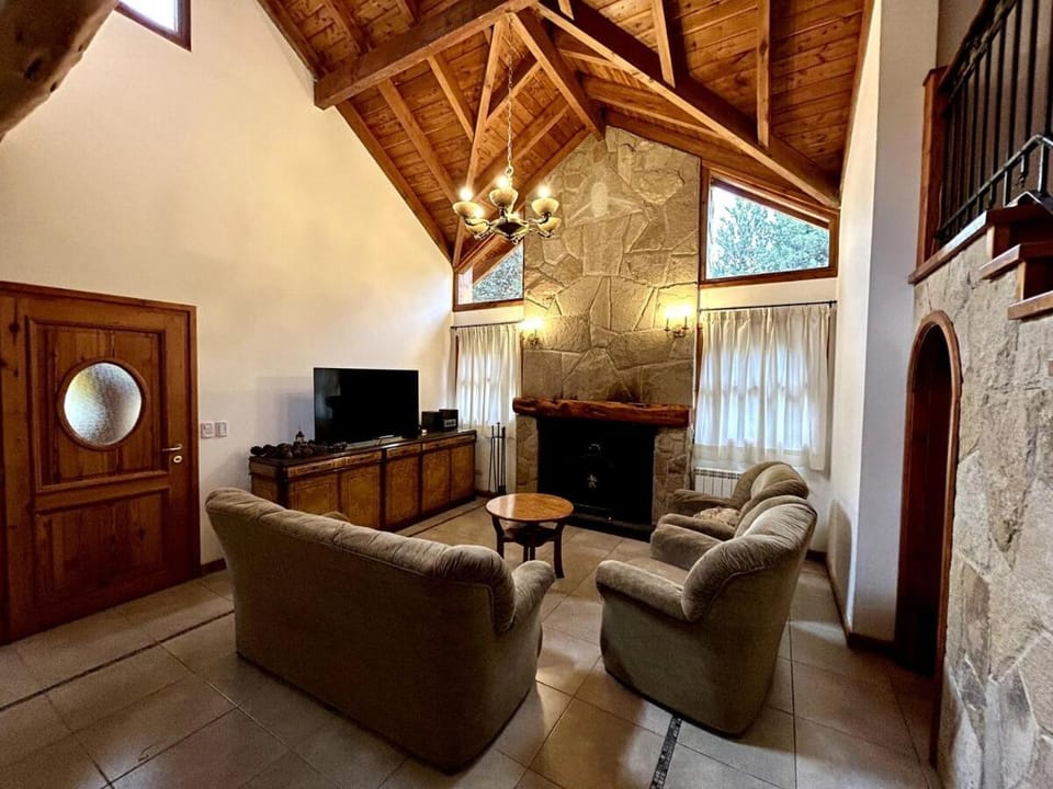 Casa en Bosque de Pinos House in San Carlos Bariloche