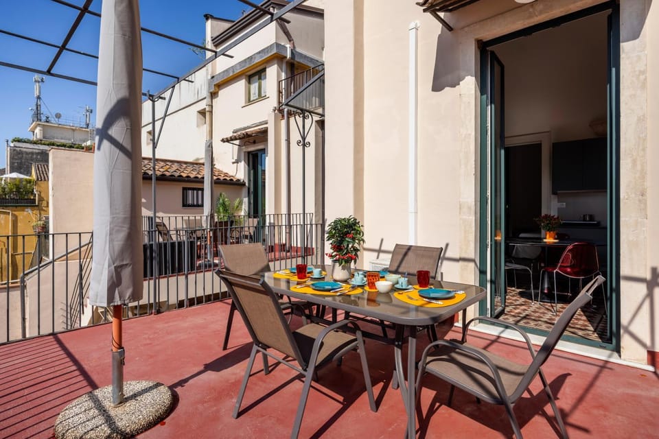 Balcony/Terrace, Balcony/Terrace