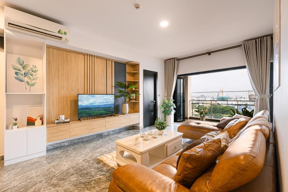 Communal lounge/ TV room, TV and multimedia, Living room, Seating area, Evening entertainment, air conditioner