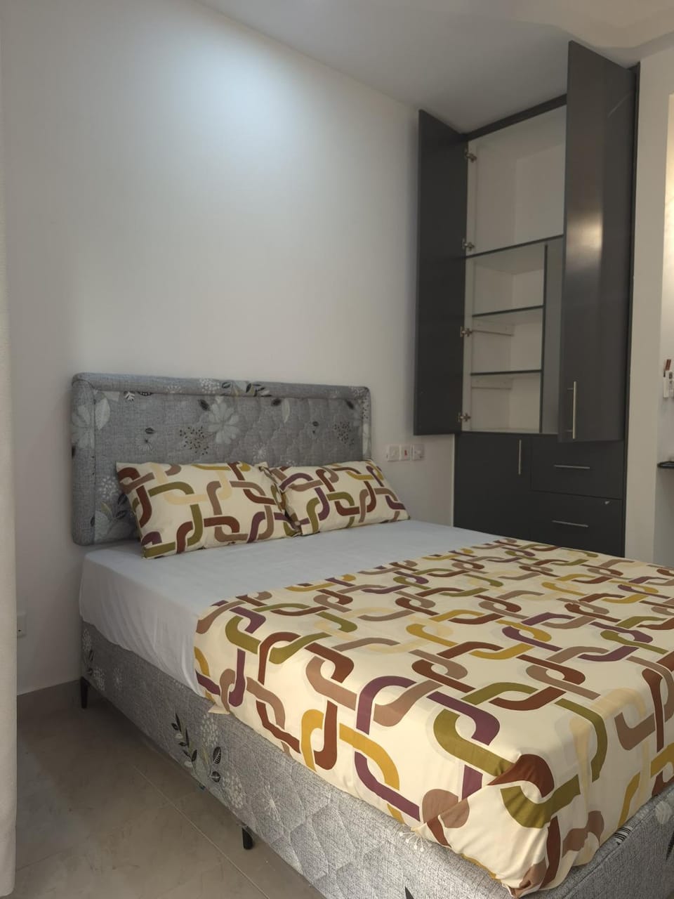 Bstan Nyali Getaway with AC Apartment in Mombasa