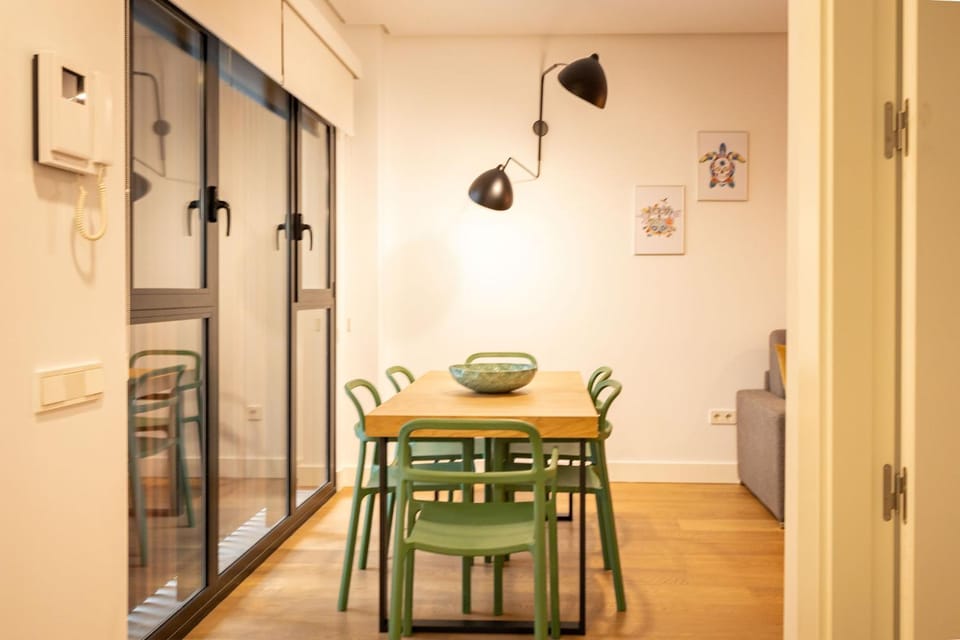 Cathedral Apartment Welcome wheelchairs 6 pax Apartment in Seville