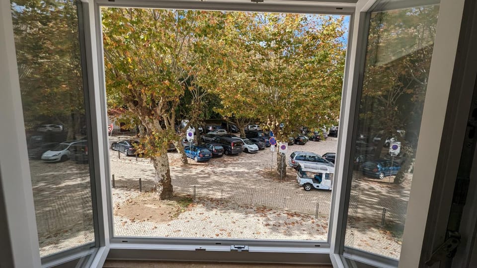 View (from property/room), Street view, Parking