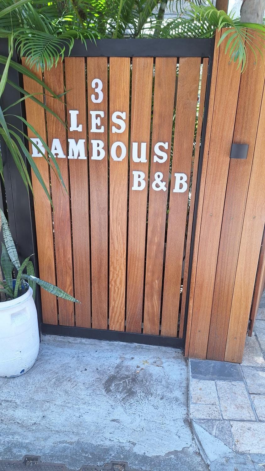 Residence Les Bambous Bed and Breakfast in Mauritius